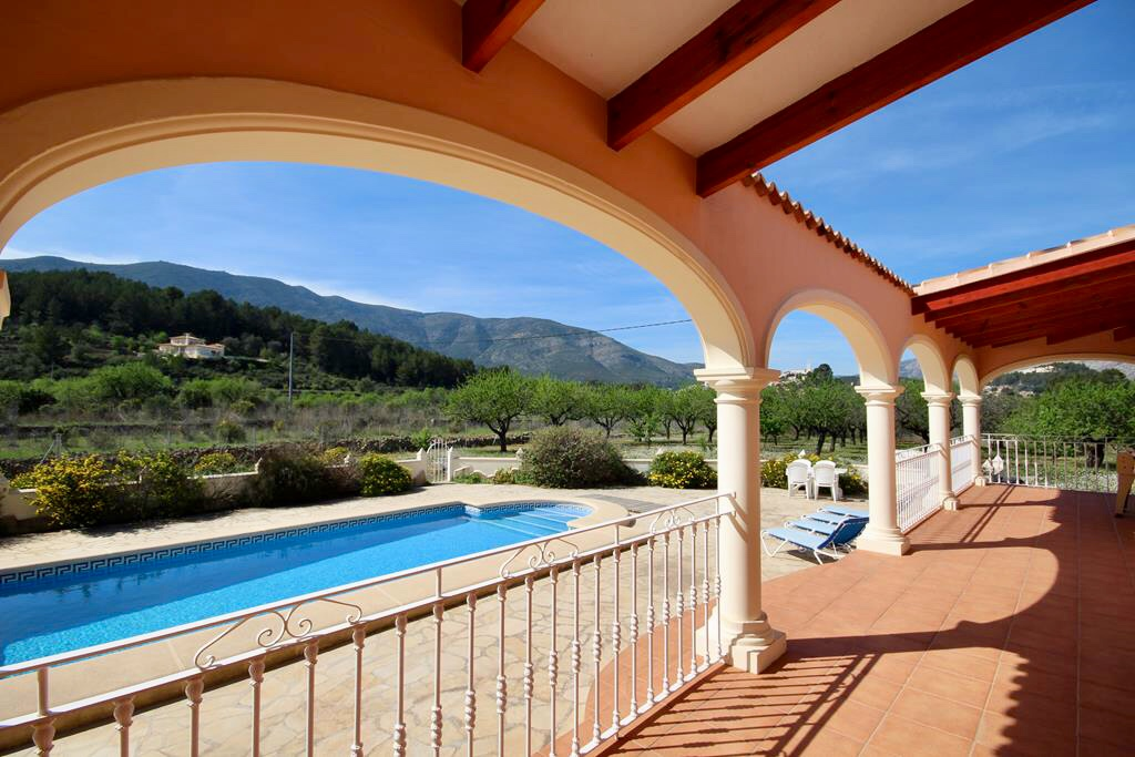 Villa for sale in Parcent, Alicante